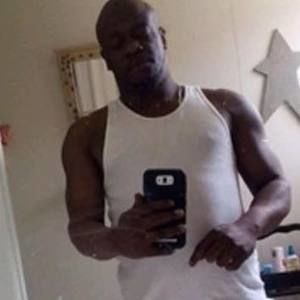 Meet your Posher, Charnez